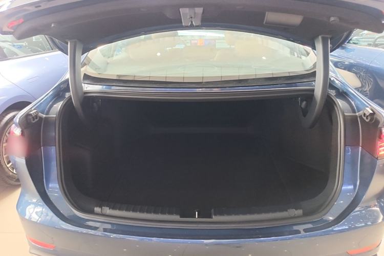 Used Geely Galaxy A7 2025 Model EM-i 150km Starship Edition Trunk