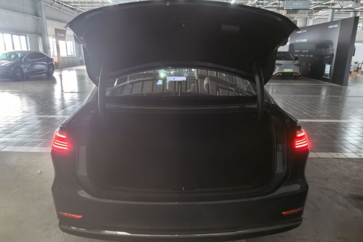 Used Geely Galaxy A7 2025 Model EM-i 150km Starship Edition Trunk