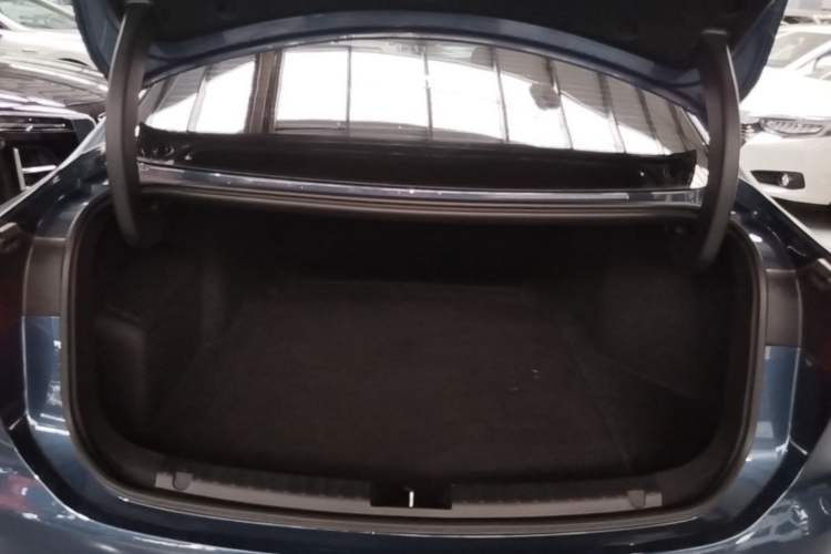 Used Geely Galaxy A7 2025 Model EM-i 150km Starship Edition Trunk