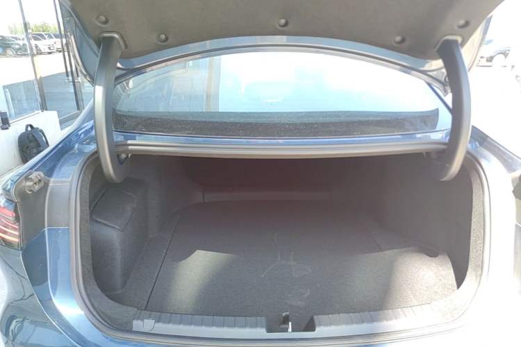 Used Geely Galaxy A7 2025 Model EM-i 150km Starship Edition Trunk
