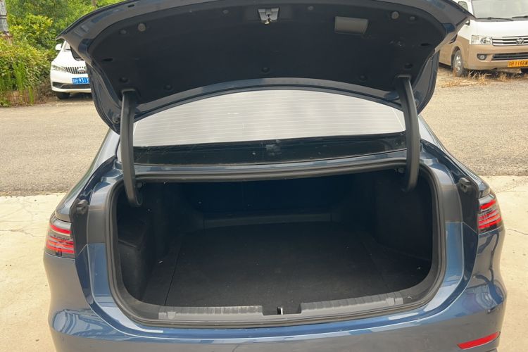 Used Geely Galaxy A7 2025 Model EM-i 150km Starship Edition Trunk