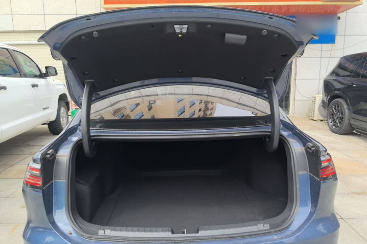 Used Geely Galaxy A7 2025 Model EM-i 150km Starship Edition Trunk