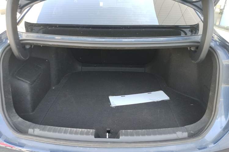 Used Geely Galaxy A7 2025 Model EM-i 150km Starship Edition Trunk
