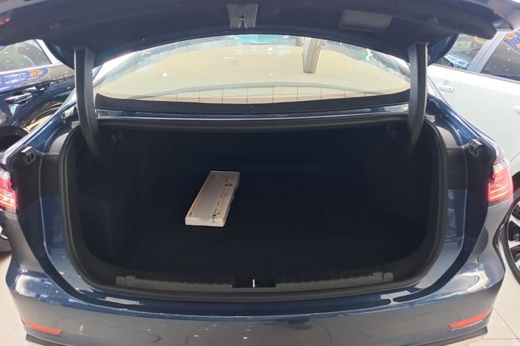 Used Geely Galaxy A7 2025 Model EM-i 150km Starship Edition Trunk