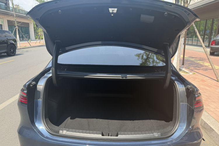 Used Geely Galaxy A7 2025 Model EM-i 150km Starship Edition Trunk