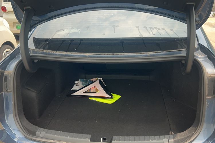 Used Geely Galaxy A7 2025 Model EM-i 150km Starship Edition Trunk