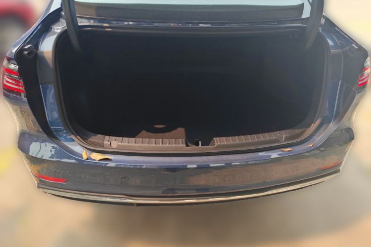 Used Geely Galaxy A7 2025 Model EM-i 150km Starship Edition Trunk