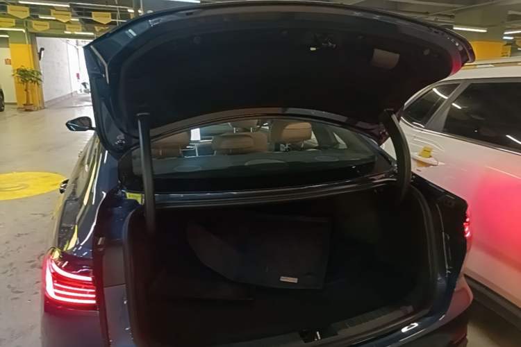 Used Geely Galaxy A7 2025 Model EM-i 150km Starship Edition Trunk