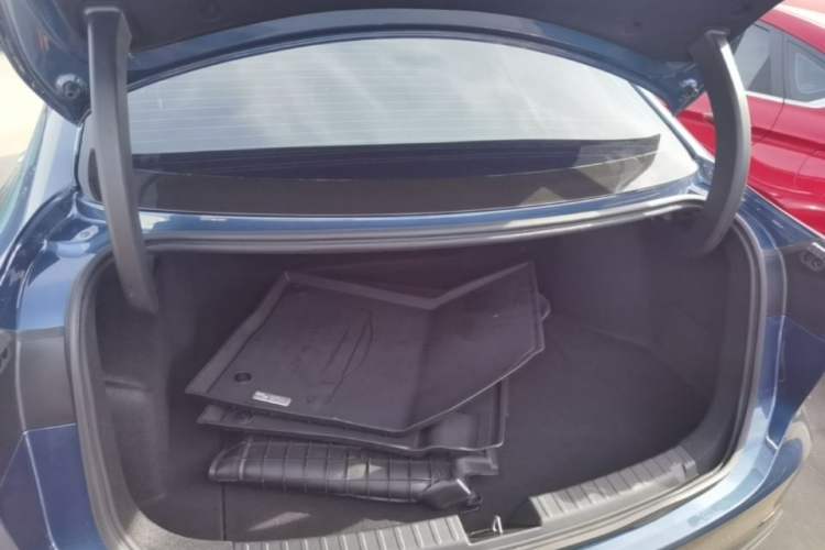 Used Geely Galaxy A7 2025 Model EM-i 150km Starship Edition Trunk