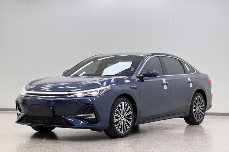 Geely Galaxy A7 2025 Model EM-i 150km Starship Edition