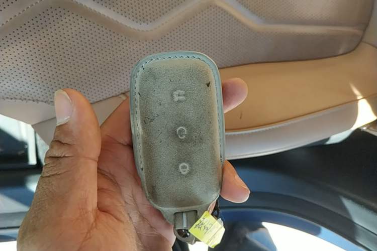 Used Geely Galaxy A7 2025 Model EM-i 150km Starship Edition Vehicle Key