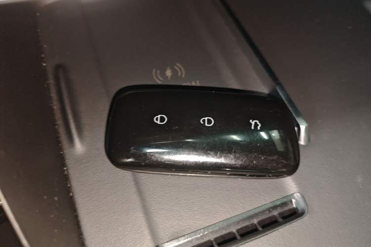 Used Geely Galaxy A7 2025 Model EM-i 150km Starship Edition Vehicle Key