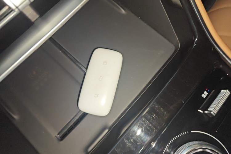 Used Geely Galaxy A7 2025 Model EM-i 150km Starship Edition Vehicle Key