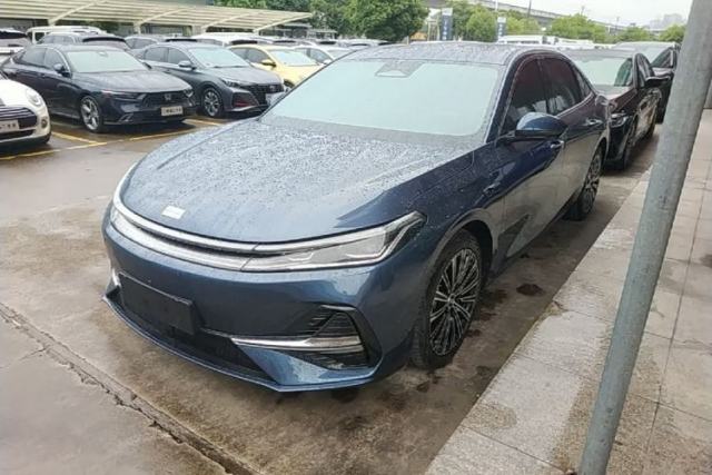 Used Geely Galaxy A7 2025 Model EM-i 150km Starship Edition