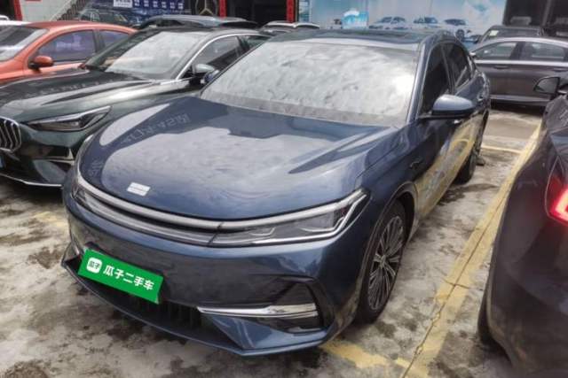Używany Geely Galaxy A7 2025 Model EM-i 150km Starship Edition