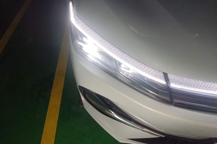 Used Geely Galaxy A7 2025 Model EM-i 150km Exploration+ Edition Right Front Headlight