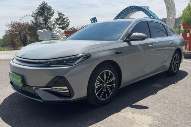 Used Geely Galaxy A7 2025 Model EM-i 70km Exploration Edition