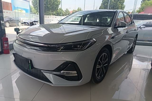 Used Geely Galaxy A7 2025 Model EM-i 70km Launch Edition
