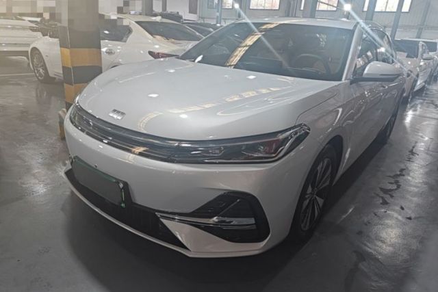 Used Geely Galaxy A7 2025 Model EM-i 150km Prestige Edition