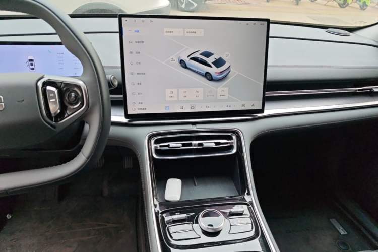 Used Geely Galaxy A7 2025 Model EM-i 70km Launch Edition Audio And AC Panel