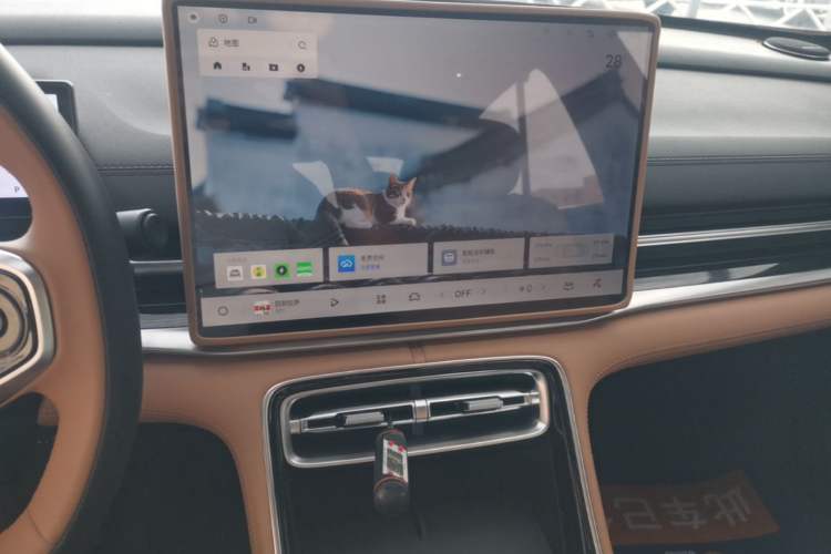 Used Geely Galaxy A7 2025 Model EM-i 70km Exploration Edition Audio And AC Panel
