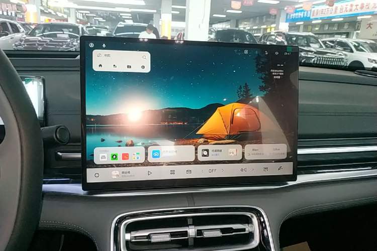 Used Geely Galaxy A7 2025 Model EM-i 150km Exploration+ Edition Audio And AC Panel