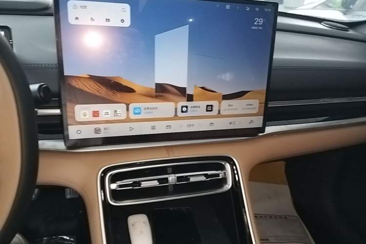 Used Geely Galaxy A7 2025 Model EM-i 150km Exploration+ Edition Audio And AC Panel