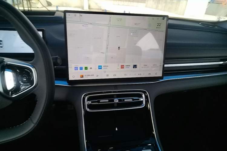 Used Geely Galaxy A7 2025 Model EM-i 150km Exploration+ Edition Audio And AC Panel