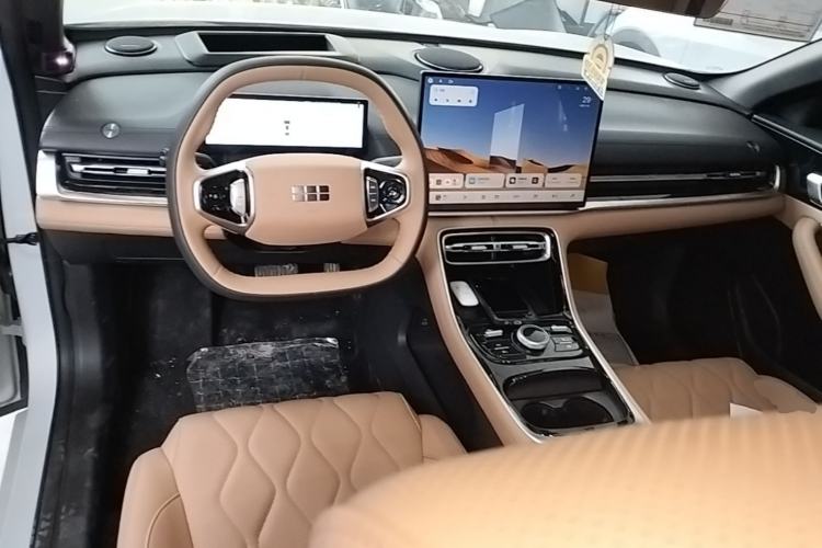 Used Geely Galaxy A7 2025 Model EM-i 150km Exploration+ Edition Center Console
