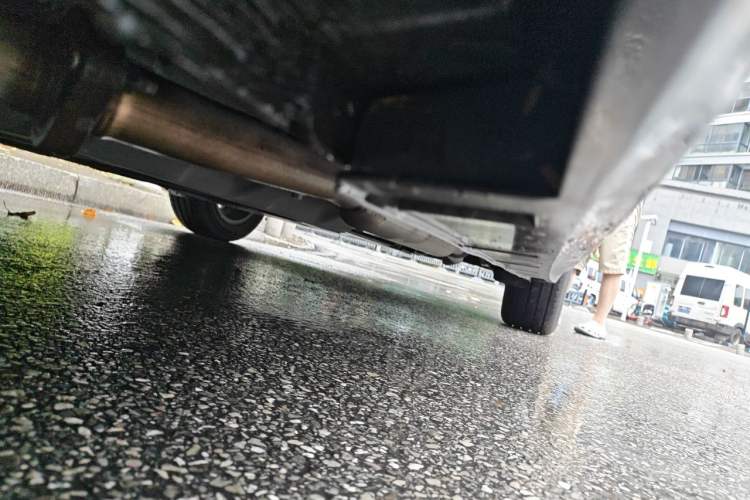 Used Geely Galaxy A7 2025 Model EM-i 70km Launch Edition Chassis Front Left