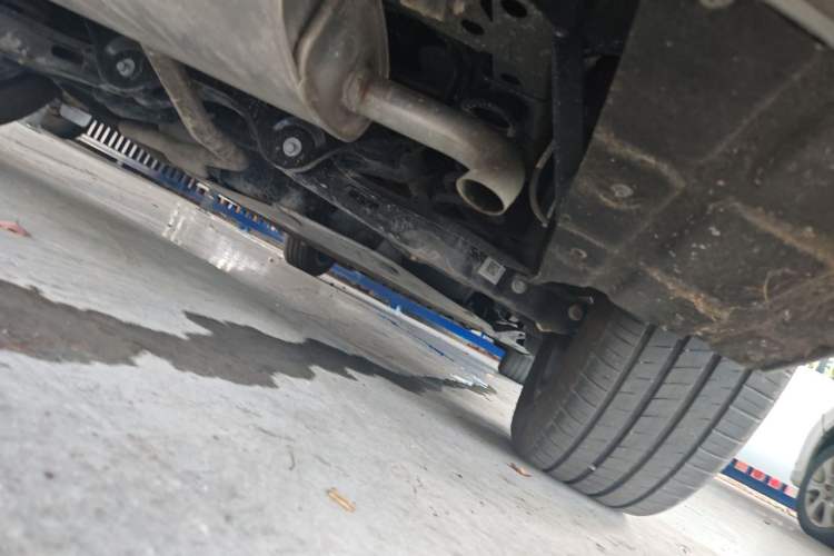 Used Geely Galaxy A7 2025 Model EM-i 150km Long-Distance Edition Chassis Rear