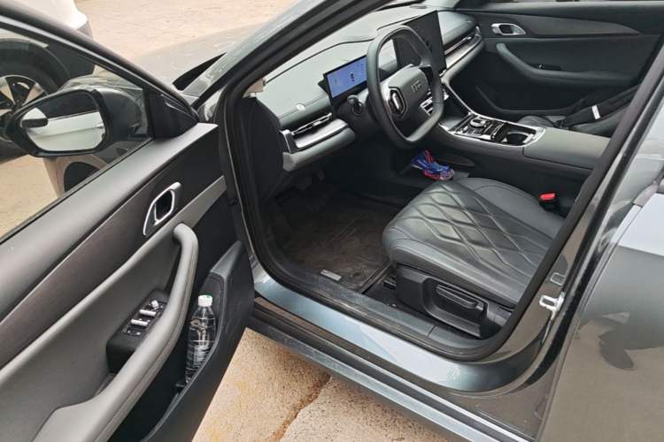 Used Geely Galaxy A7 2025 Model EM-i 70km Launch Edition Driver Seat