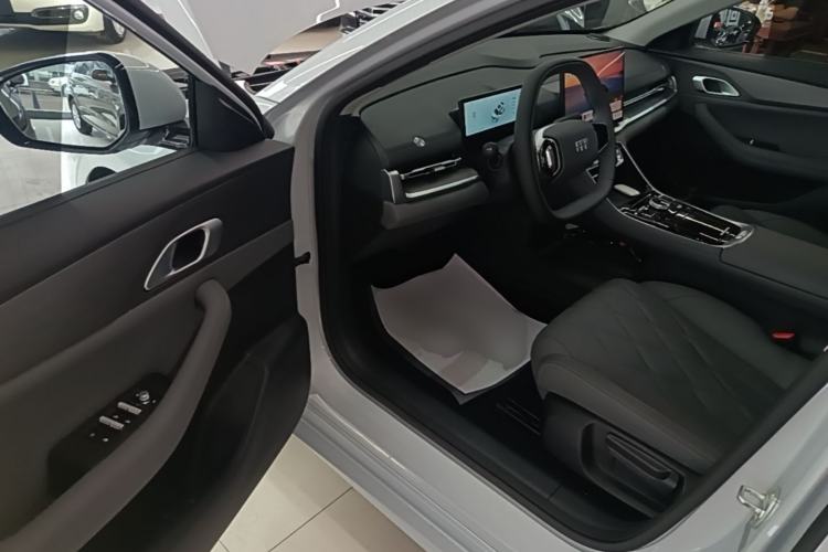 Used Geely Galaxy A7 2025 Model EM-i 70km Luxury Edition Driver Seat