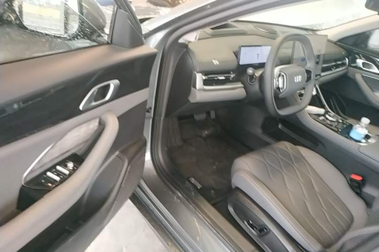 Used Geely Galaxy A7 2025 Model EM-i 150km Exploration+ Edition Driver Seat