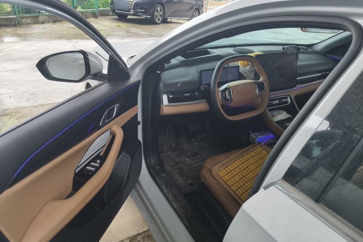 Used Geely Galaxy A7 2025 Model EM-i 150km Exploration+ Edition Driver Seat