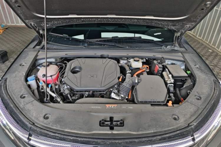 Used Geely Galaxy A7 2025 Model EM-i 150km Exploration+ Edition Engine Bay