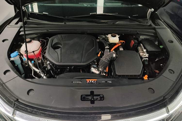 Used Geely Galaxy A7 2025 Model EM-i 150km Exploration+ Edition Engine Bay