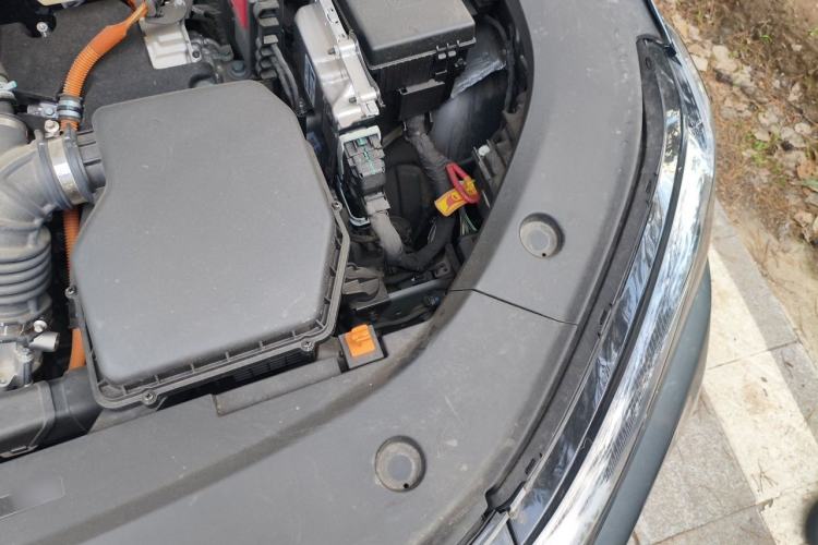 Used Geely Galaxy A7 2025 Model EM-i 70km Luxury Edition Engine Bay Left