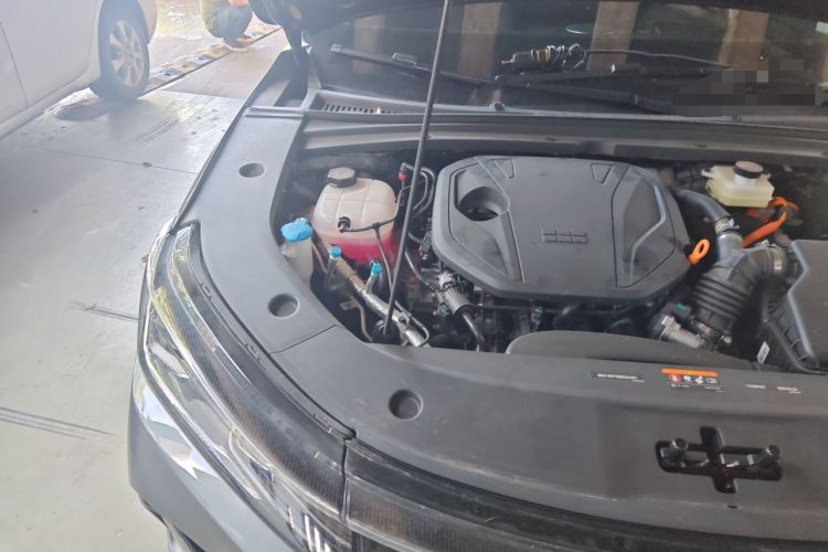 Used Geely Galaxy A7 2025 Model EM-i 150km Long-Distance Edition Engine Bay Right