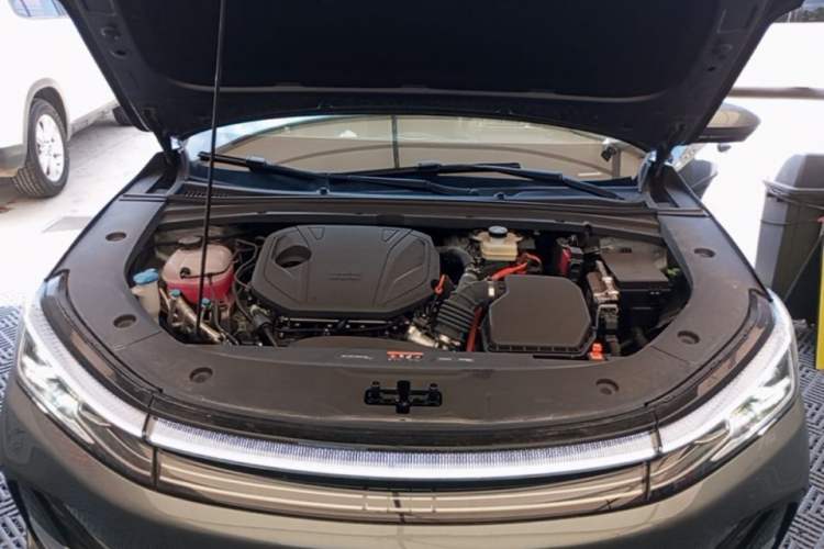 Used Geely Galaxy A7 2025 Model EM-i 150km Exploration+ Edition Engine Bay