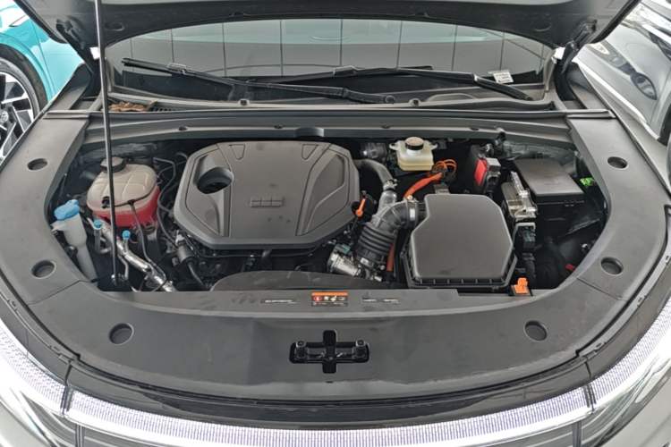 Used Geely Galaxy A7 2025 Model EM-i 150km Long-Distance Edition Engine Bay