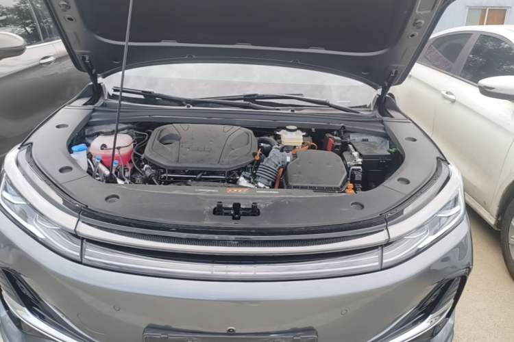 Used Geely Galaxy A7 2025 Model EM-i 150km Exploration+ Edition Engine Bay