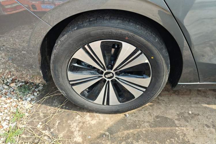 Used Geely Galaxy A7 2025 Model EM-i 150km Exploration+ Edition Exterior 2