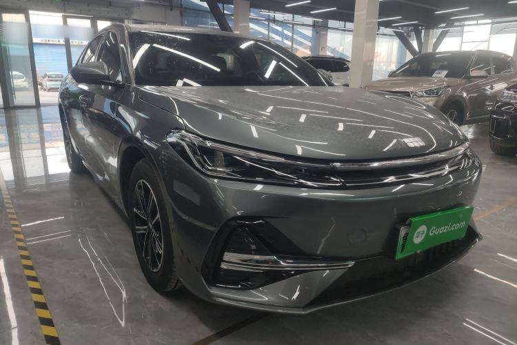 Used Geely Galaxy A7 2025 Model EM-i 70km Luxury Edition Exterior 2