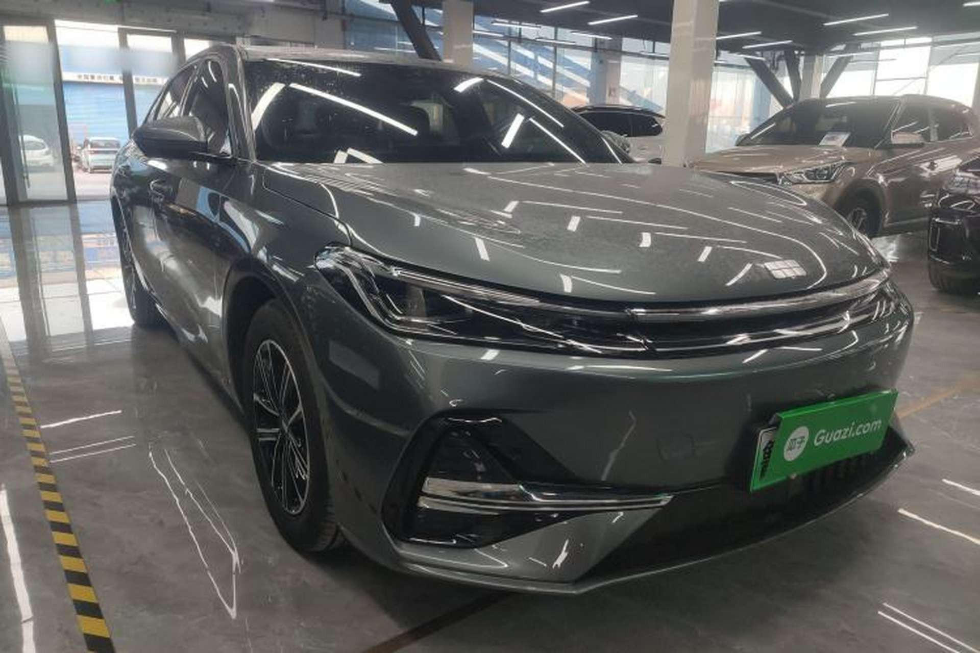 Used Geely Galaxy A7 2025 Model EM-i 70km Luxury Edition Exterior 2
