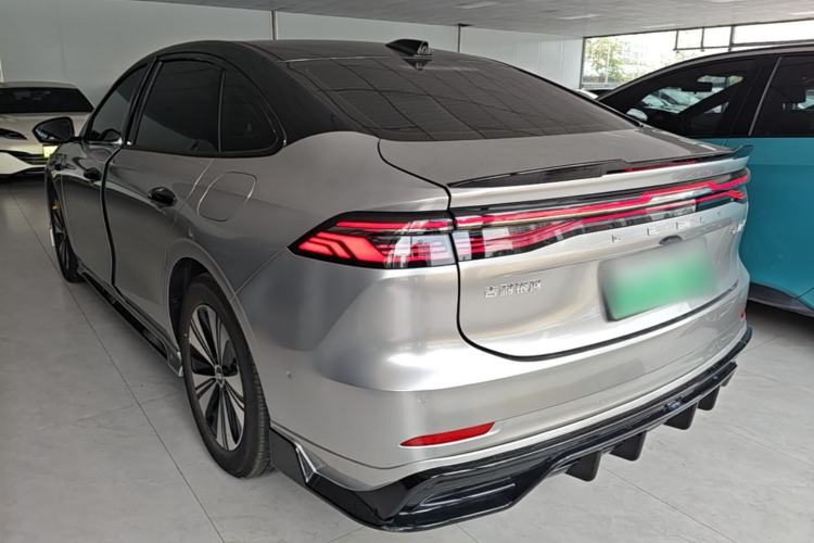 Used Geely Galaxy A7 2025 Model EM-i 150km Long-Distance Edition Exterior 2
