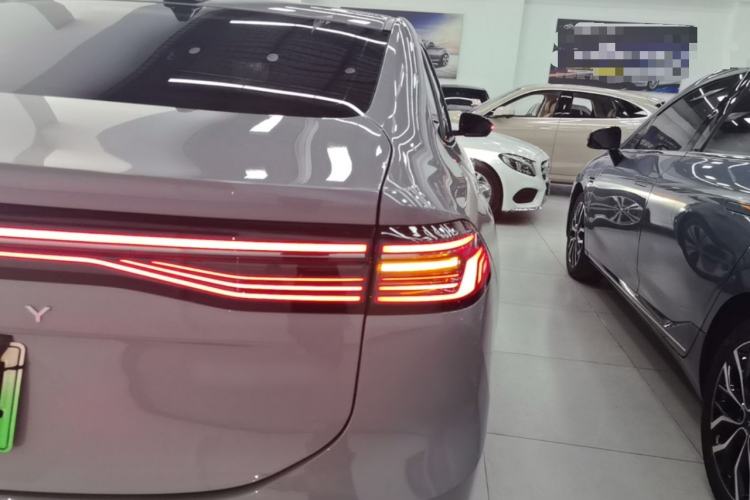 Used Geely Galaxy A7 2025 Model EM-i 150km Exploration+ Edition Exterior 3