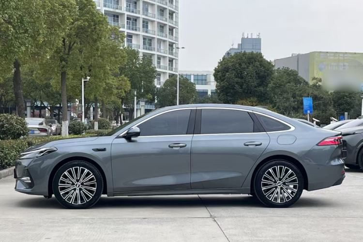 Used Geely Galaxy A7 2025 Model EM-i 150km Starship Edition Exterior 3