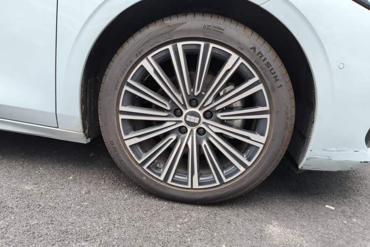 Used Geely Galaxy A7 2025 Model EM-i 150km Starship Edition Exterior 4
