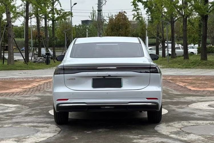 Used Geely Galaxy A7 2025 Model EM-i 70km Luxury Edition Exterior 4